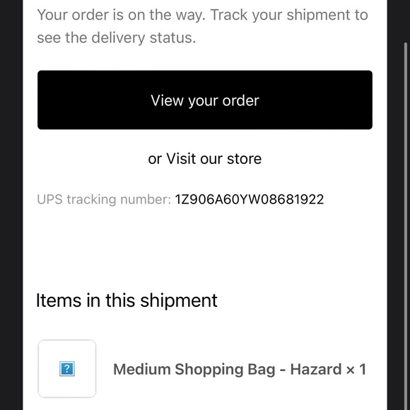 Medium Telfar Shopping Bag in Hazard - Picture 2 of 9